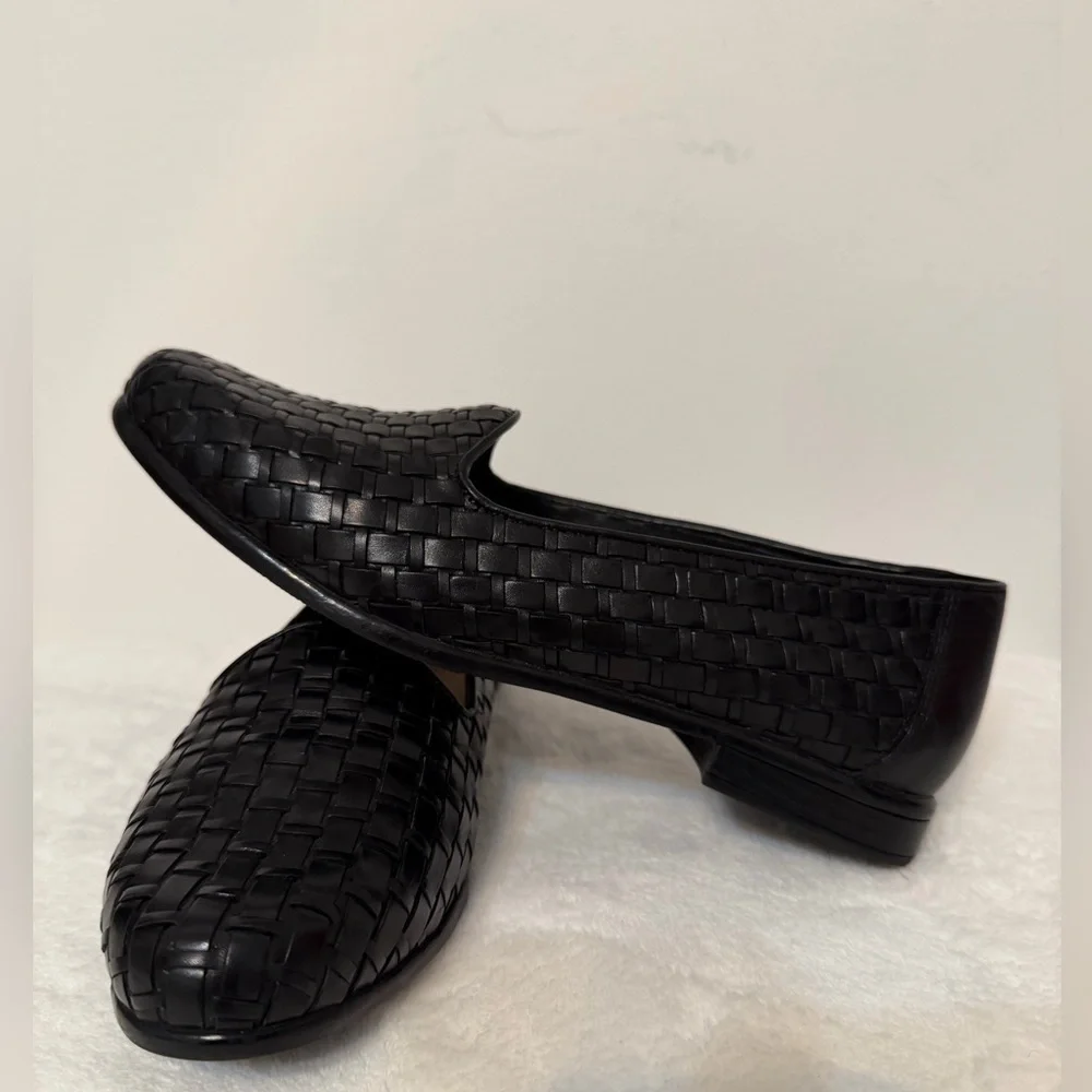 Trotters Black Woven Leather Flats